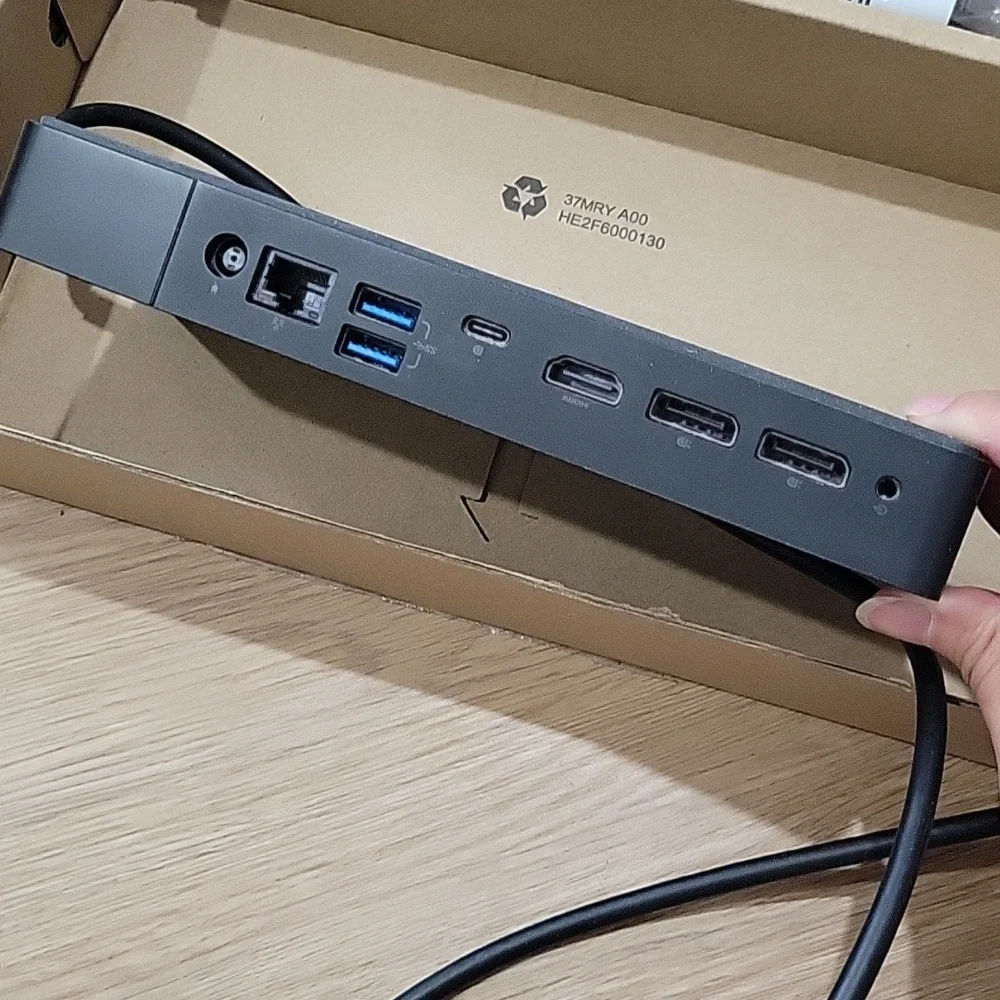 Dell Dock WD19S